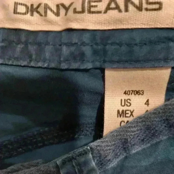 Dkny  capris - Picture 5 of 5